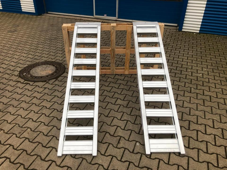 Alurampen Satz 2m 2000KG Minibagger Minilader Quad Auffahrrampe *INKL.19% MWST* - Laadbrug: afbeelding 4 Alurampen Satz 2m 2000KG Minibagger Minilader Quad Auffahrrampe *INKL.19% MWST* - Laadbrug: afbeelding 4