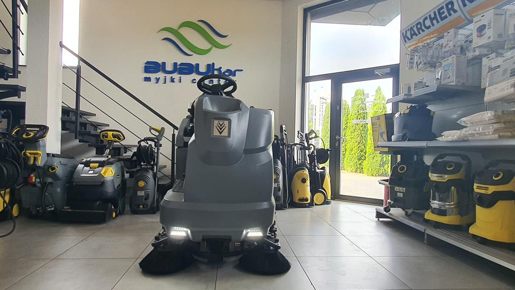 KÄRCHER Szorowarka Zamiatarka KARCHER B200 R Dose SB Serwis GWARANCJA 2019 YEAR - Schrobmachine: afbeelding 5 KÄRCHER Szorowarka Zamiatarka KARCHER B200 R Dose SB Serwis GWARANCJA 2019 YEAR - Schrobmachine: afbeelding 5