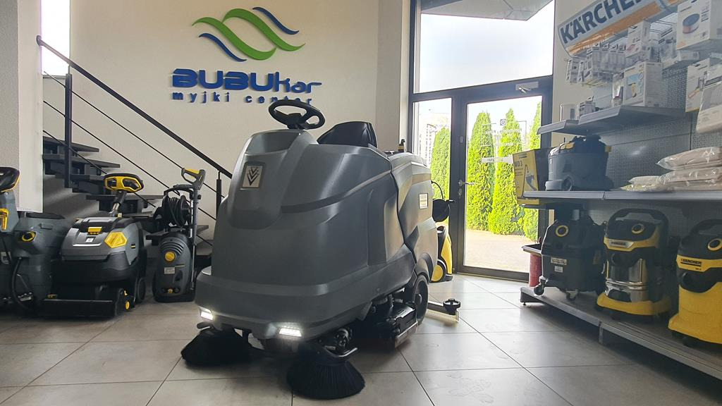 KÄRCHER Szorowarka Zamiatarka KARCHER B200 R Dose SB Serwis GWARANCJA 2019 YEAR - Schrobmachine: afbeelding 2 KÄRCHER Szorowarka Zamiatarka KARCHER B200 R Dose SB Serwis GWARANCJA 2019 YEAR - Schrobmachine: afbeelding 2