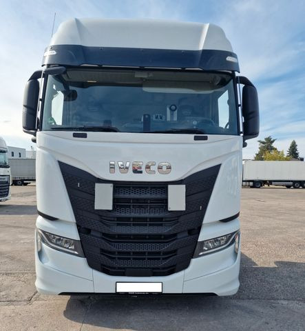 Iveco AS440ST*LNG*Standard*2022*2 Tanks - Trekker: afbeelding 1 Iveco AS440ST*LNG*Standard*2022*2 Tanks - Trekker: afbeelding 1