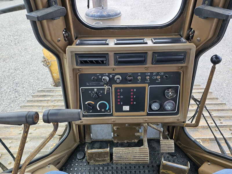 Bulldozer CATERPILLAR D4H: afbeelding 12