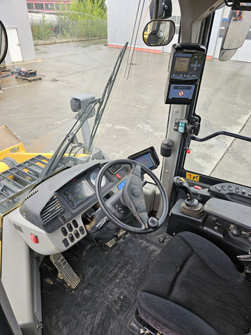 Wiellader KOMATSU WA380-8: afbeelding 9