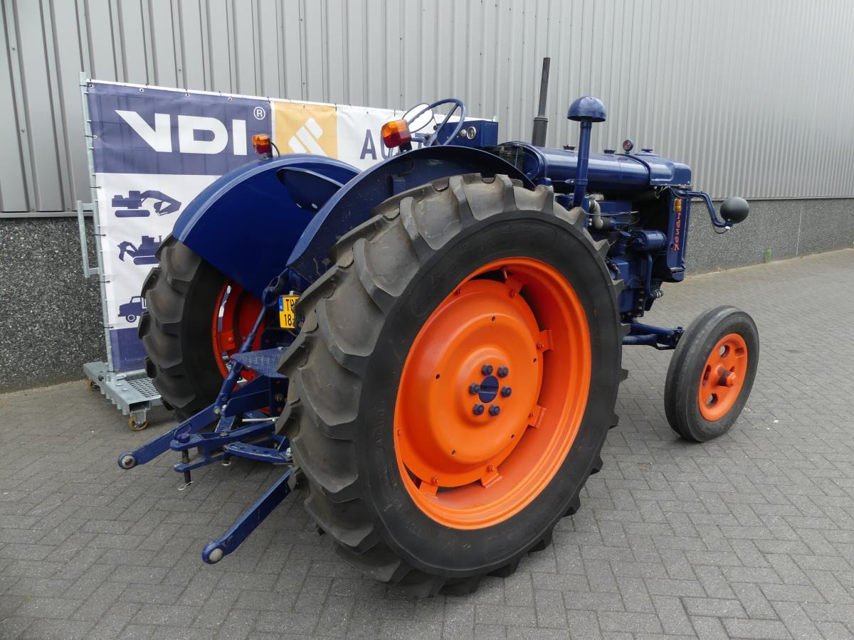 Tractor Fordson 27N: afbeelding 6 Tractor Fordson 27N: afbeelding 6