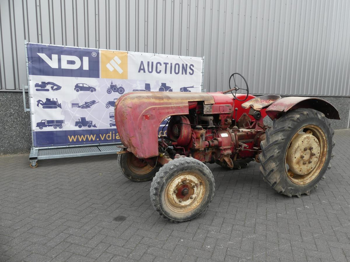Porsche 218 - Tractor: afbeelding 1 Porsche 218 - Tractor: afbeelding 1