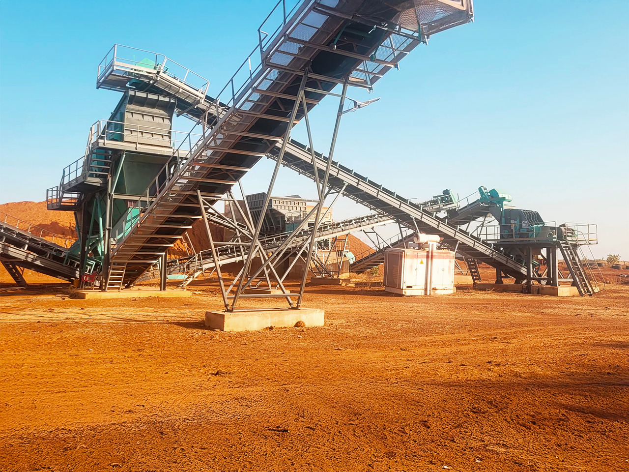Constmach Stationary Stone Crushing and Screening Plant 50 to 1,000 TPH - Breekinstallatie: afbeelding 3 Constmach Stationary Stone Crushing and Screening Plant 50 to 1,000 TPH - Breekinstallatie: afbeelding 3