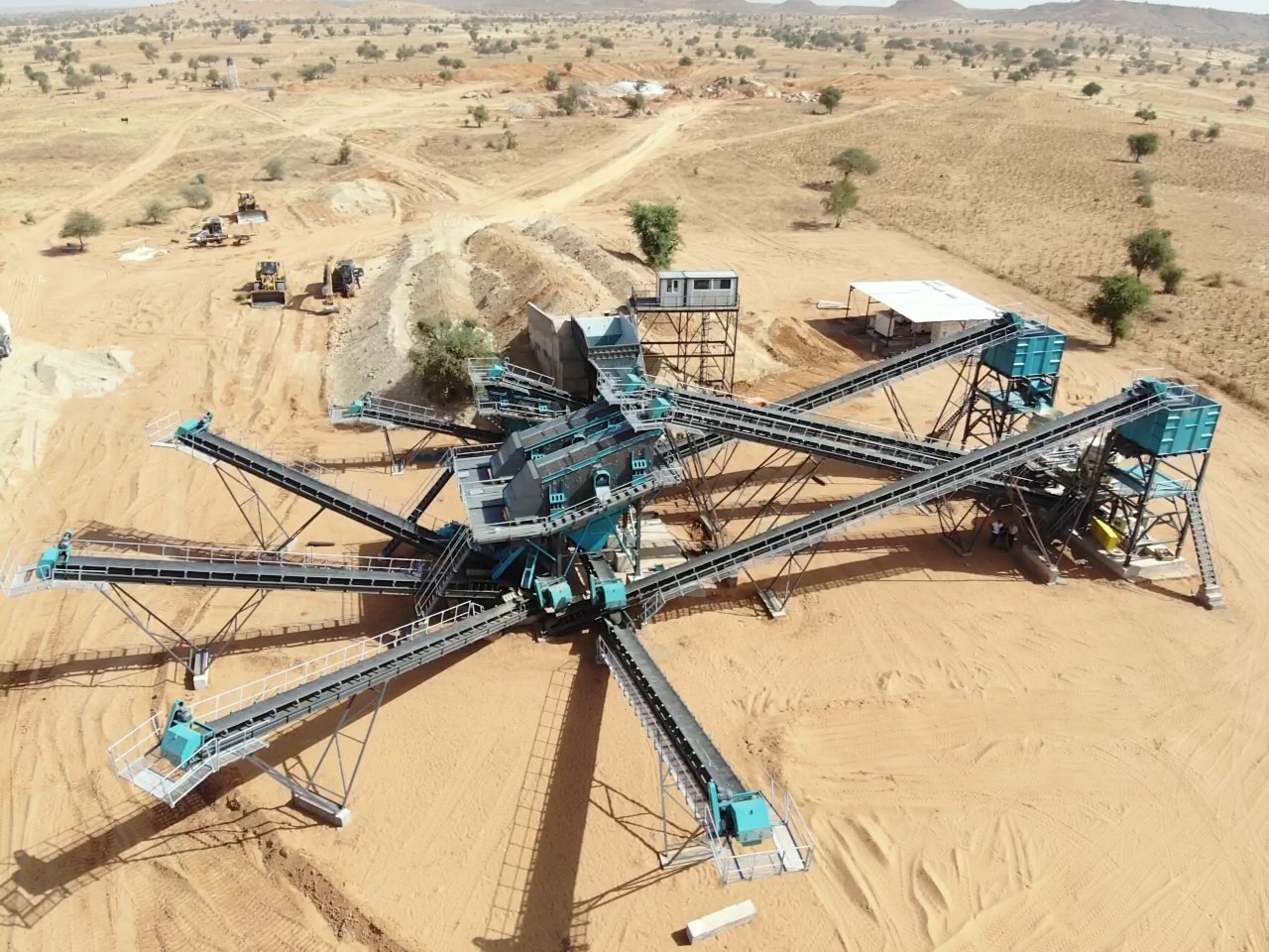 Constmach Stationary Stone Crushing and Screening Plant 50 to 1,000 TPH - Breekinstallatie: afbeelding 5 Constmach Stationary Stone Crushing and Screening Plant 50 to 1,000 TPH - Breekinstallatie: afbeelding 5