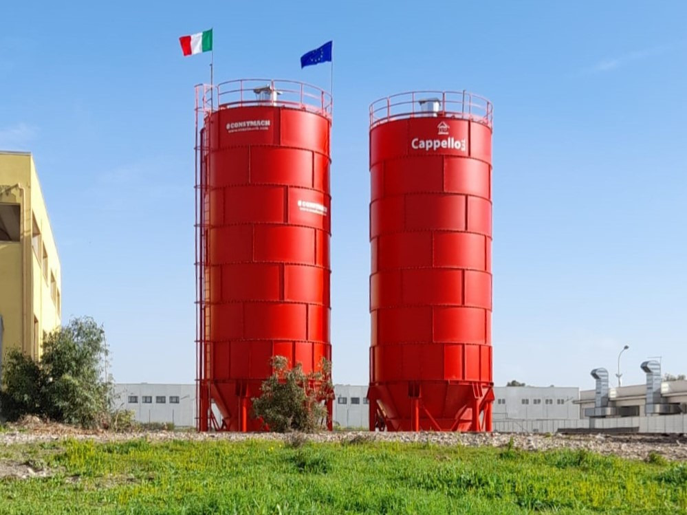 Constmach Zement Silo mit 300 Tonnen Kapazität - Cement silo: afbeelding 1 Constmach Zement Silo mit 300 Tonnen Kapazität - Cement silo: afbeelding 1