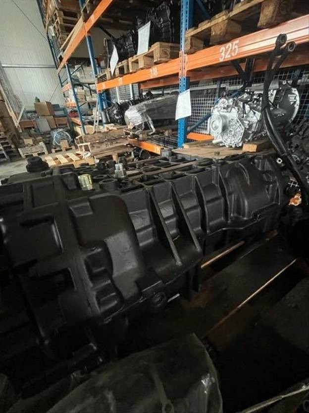 MAN ZF 16S109 Getriebe im Austausch 1304050404 - Versnellingsbak voor Vrachtwagen: afbeelding 1 MAN ZF 16S109 Getriebe im Austausch 1304050404 - Versnellingsbak voor Vrachtwagen: afbeelding 1