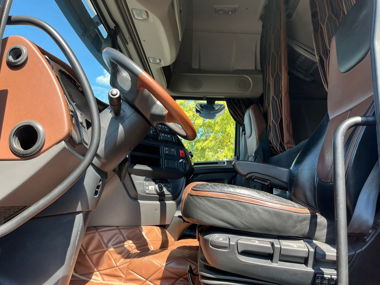 DAF XF 530 SSC - Trekker: afbeelding 2 DAF XF 530 SSC - Trekker: afbeelding 2