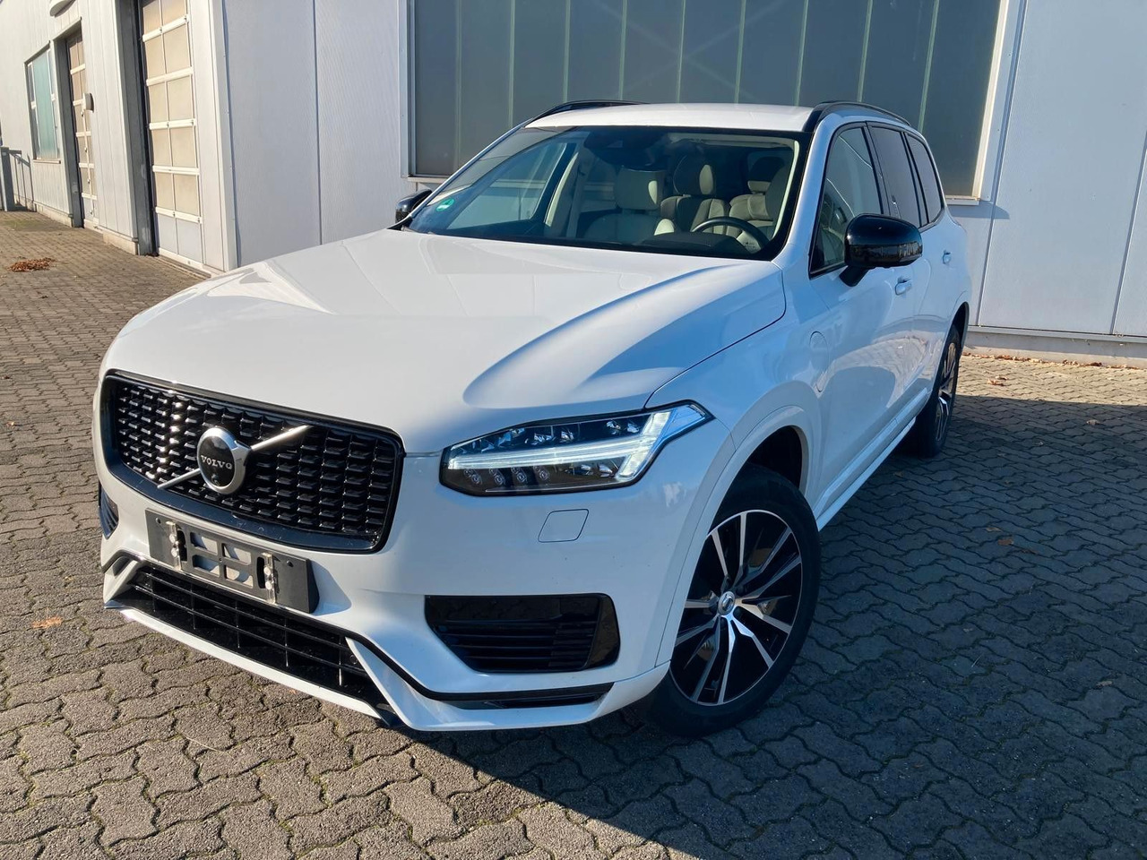 Volvo XC 90 T8 R-Des. Exp. Rech. Pl.-In Hybr. AWD 7-S. - SUV: afbeelding 1 Volvo XC 90 T8 R-Des. Exp. Rech. Pl.-In Hybr. AWD 7-S. - SUV: afbeelding 1