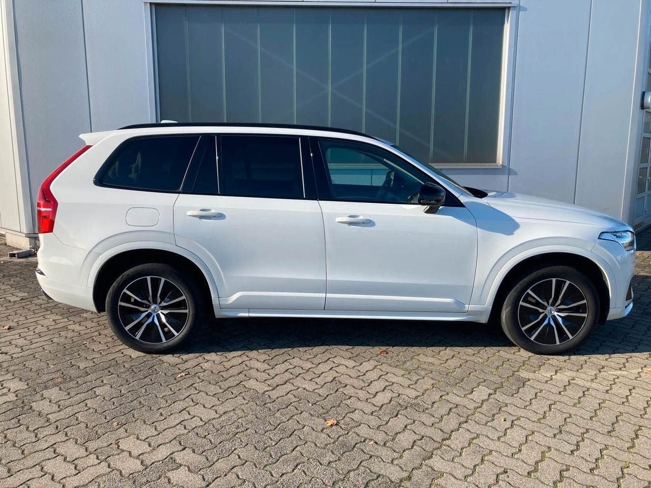 Volvo XC 90 T8 R-Des. Exp. Rech. Pl.-In Hybr. AWD 7-S. - SUV: afbeelding 3 Volvo XC 90 T8 R-Des. Exp. Rech. Pl.-In Hybr. AWD 7-S. - SUV: afbeelding 3