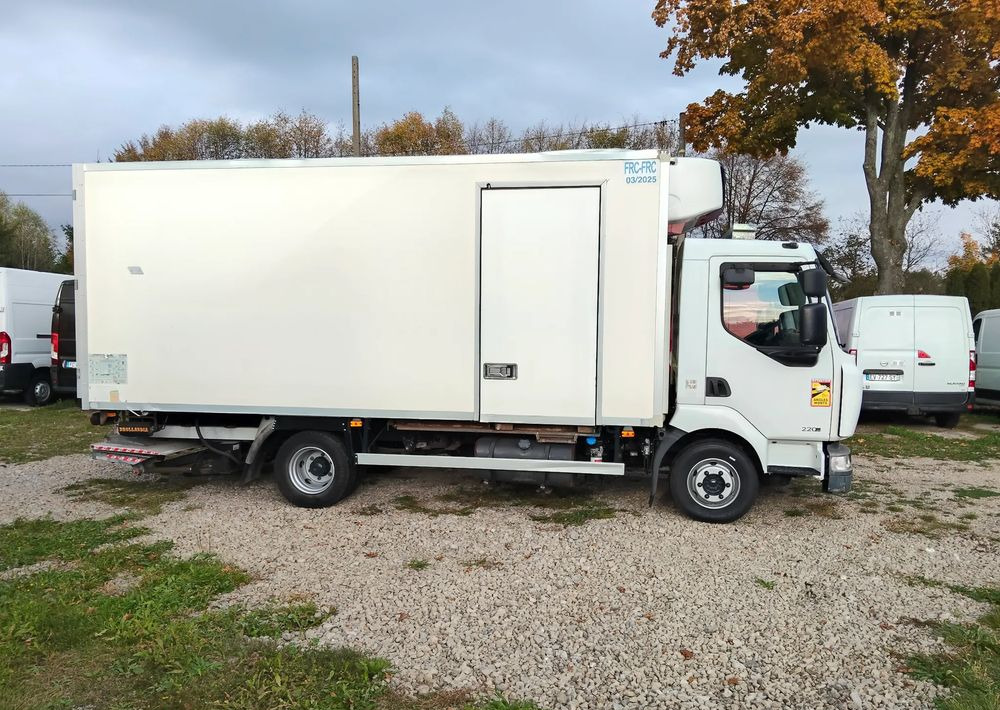 Renault Midlum - Koelwagen vrachtwagen: afbeelding 4 Renault Midlum - Koelwagen vrachtwagen: afbeelding 4
