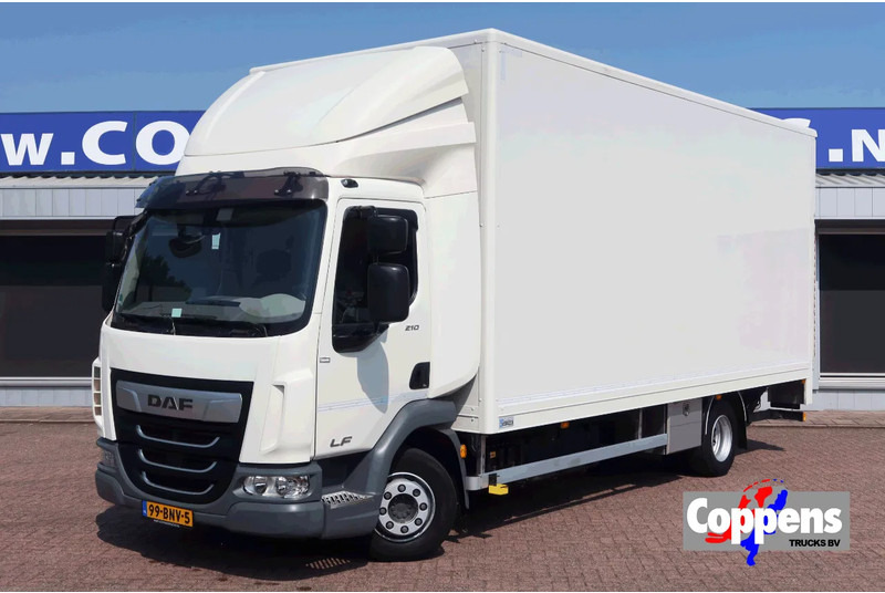 DAF LF 210 Bakwagen + Dhollandia klep 1500 kg - Bakwagen: afbeelding 1 DAF LF 210 Bakwagen + Dhollandia klep 1500 kg - Bakwagen: afbeelding 1