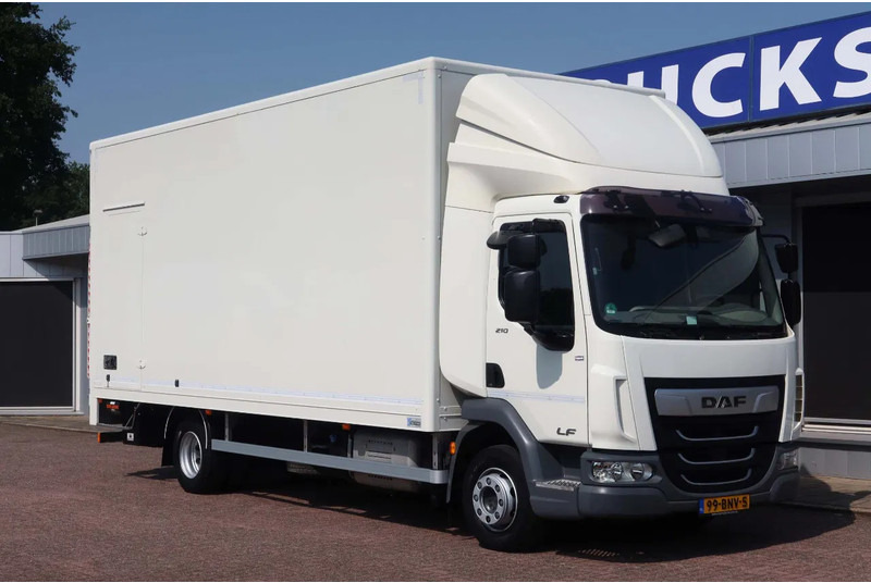 DAF LF 210 Bakwagen + Dhollandia klep 1500 kg - Bakwagen: afbeelding 2 DAF LF 210 Bakwagen + Dhollandia klep 1500 kg - Bakwagen: afbeelding 2