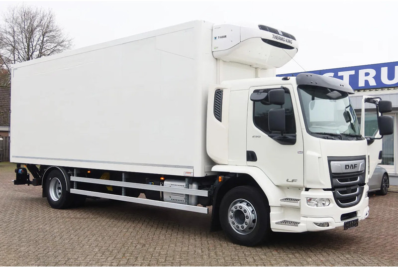 DAF LF 290 Koel/Vries+ Klep 1500 kg Thermoking T 600R - Koelwagen vrachtwagen: afbeelding 2 DAF LF 290 Koel/Vries+ Klep 1500 kg Thermoking T 600R - Koelwagen vrachtwagen: afbeelding 2