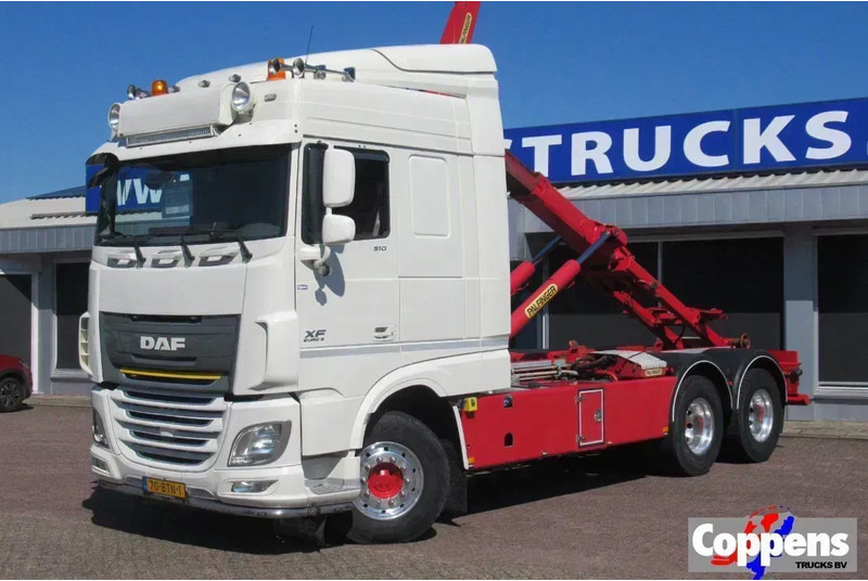 DAF XF 510 Fat 6x4 Euro 6 - Haakarmsysteem vrachtwagen: afbeelding 1 DAF XF 510 Fat 6x4 Euro 6 - Haakarmsysteem vrachtwagen: afbeelding 1