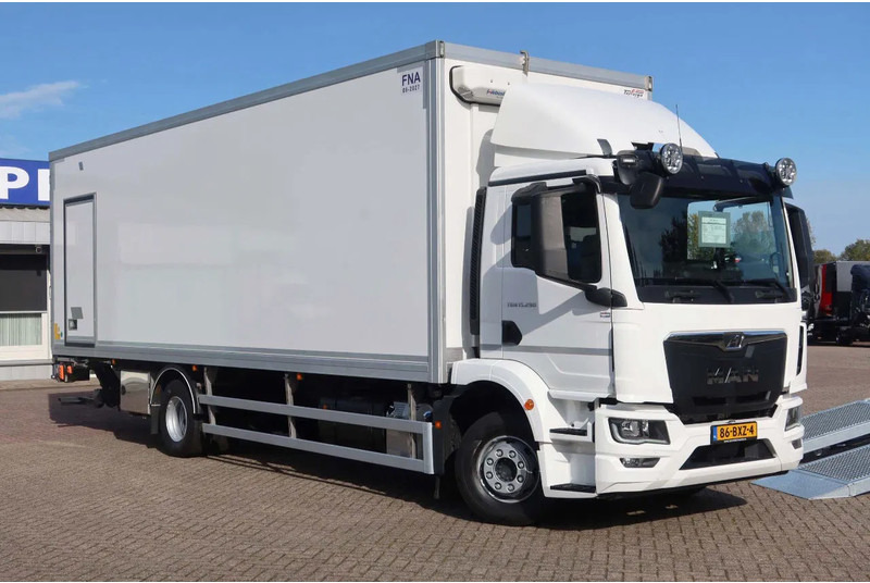 MAN TGM 15.290 Bak + klep Full air suspension Euro 6 Automaat - Bakwagen: afbeelding 2 MAN TGM 15.290 Bak + klep Full air suspension Euro 6 Automaat - Bakwagen: afbeelding 2