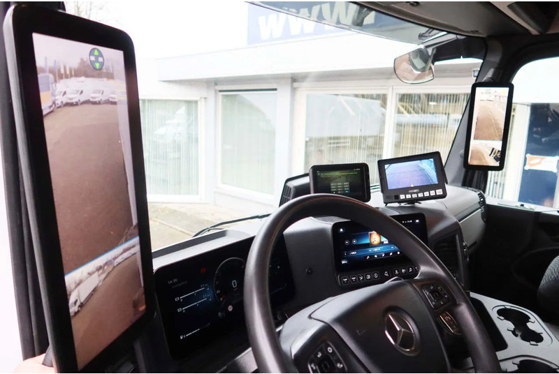 Mercedes-Benz Actros 1840 L Bakwagen + Bar klep 2000 KG + Geïsoleerde bak - Bakwagen: afbeelding 4 Mercedes-Benz Actros 1840 L Bakwagen + Bar klep 2000 KG + Geïsoleerde bak - Bakwagen: afbeelding 4