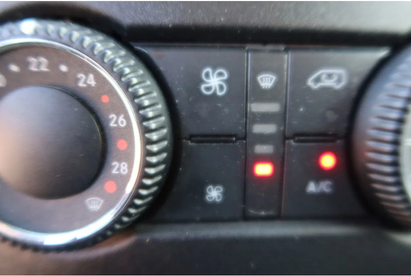 Koelwagen Mercedes-Benz Sprinter 316 CDI Carrier Koel/Vries Bak+Klep. Dag en nacht aansluiting: afbeelding 14 Koelwagen Mercedes-Benz Sprinter 316 CDI Carrier Koel/Vries Bak+Klep. Dag en nacht aansluiting: afbeelding 14