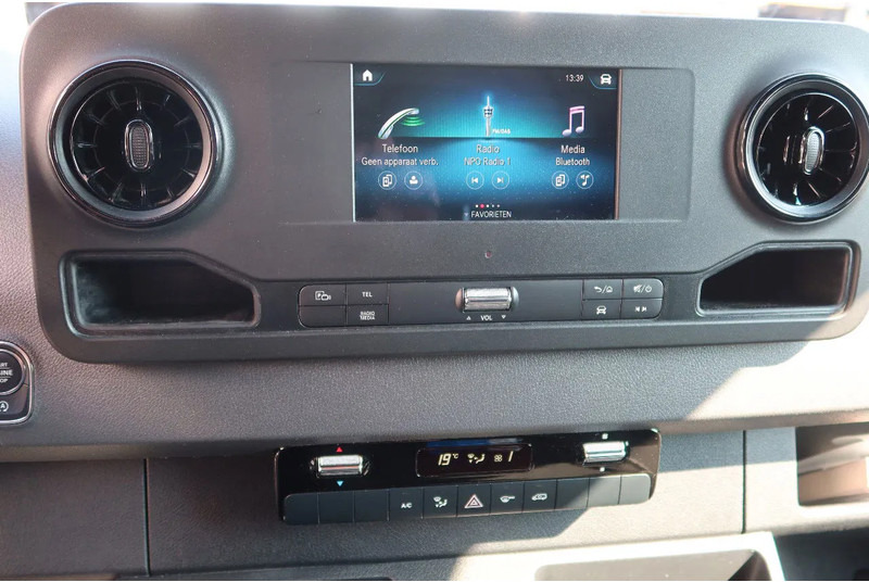 Koelwagen Mercedes-Benz Sprinter 317 Koel/Vries/Verwarmen met nachtaansluiting 220 volt. AUTOMAAT!: afbeelding 13 Koelwagen Mercedes-Benz Sprinter 317 Koel/Vries/Verwarmen met nachtaansluiting 220 volt. AUTOMAAT!: afbeelding 13