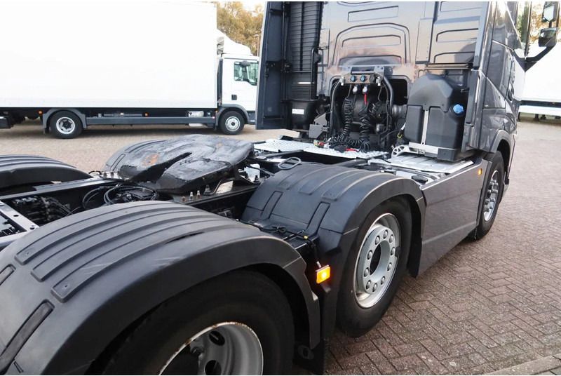 Volvo FH FH 500 Globetrotter Full Air suspension. - Trekker: afbeelding 4 Volvo FH FH 500 Globetrotter Full Air suspension. - Trekker: afbeelding 4