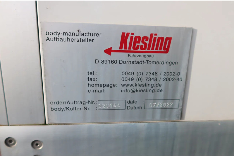 Koelwagen vrachtwagen Volvo FE 280 4x2 Carrier Supra 1250 Koel/ Vries+ BAR klep 2000 kg. 2 Stuks in voorraad: afbeelding 14 Koelwagen vrachtwagen Volvo FE 280 4x2 Carrier Supra 1250 Koel/ Vries+ BAR klep 2000 kg. 2 Stuks in voorraad: afbeelding 14