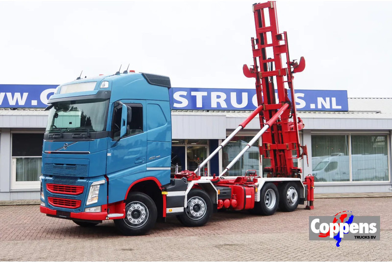 Volvo FH 460 Hooklift 8x2 Haakarm. 3x Steering axle - Kabelsysteem truck: afbeelding 1 Volvo FH 460 Hooklift 8x2 Haakarm. 3x Steering axle - Kabelsysteem truck: afbeelding 1