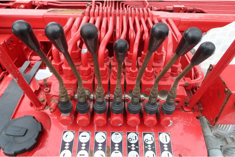 Volvo FH 460 Hooklift 8x2 Haakarm. 3x Steering axle - Kabelsysteem truck: afbeelding 4 Volvo FH 460 Hooklift 8x2 Haakarm. 3x Steering axle - Kabelsysteem truck: afbeelding 4