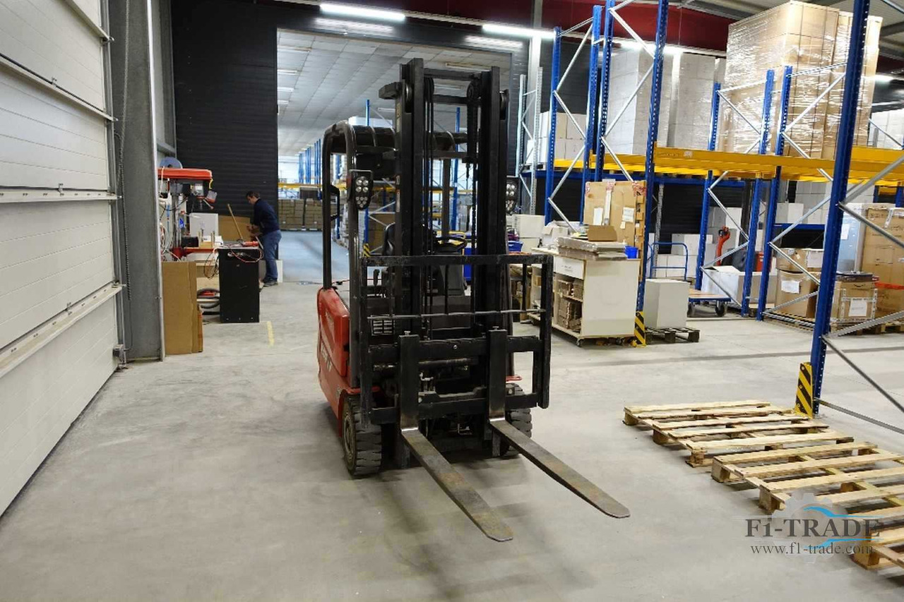 Manitou ME 315 - Elektrische heftruck: afbeelding 3 Manitou ME 315 - Elektrische heftruck: afbeelding 3