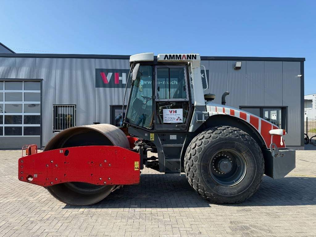 Ammann ASC 110 - Schapenpootwals/ Grondverdichter: afbeelding 2 Ammann ASC 110 - Schapenpootwals/ Grondverdichter: afbeelding 2