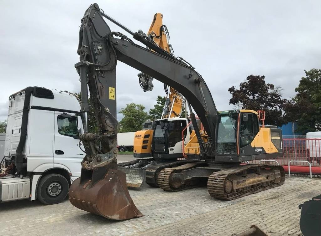 Volvo EC 300 E - Rupsgraafmachine: afbeelding 1 Volvo EC 300 E - Rupsgraafmachine: afbeelding 1