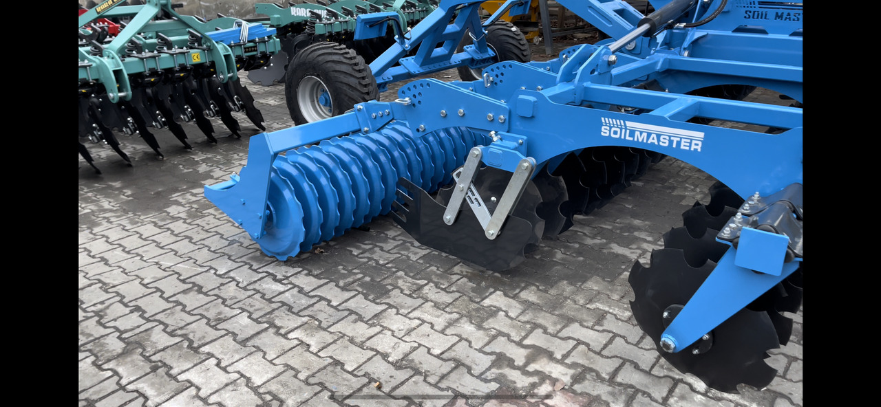 SOIL MASTER _GRAND MASTER SERIES FOLDABLE AND TRAILED TYPE MULTI DISC HARROW (RUBBER TYPE LEG) - Schijveneg: afbeelding 5 SOIL MASTER _GRAND MASTER SERIES FOLDABLE AND TRAILED TYPE MULTI DISC HARROW (RUBBER TYPE LEG) - Schijveneg: afbeelding 5