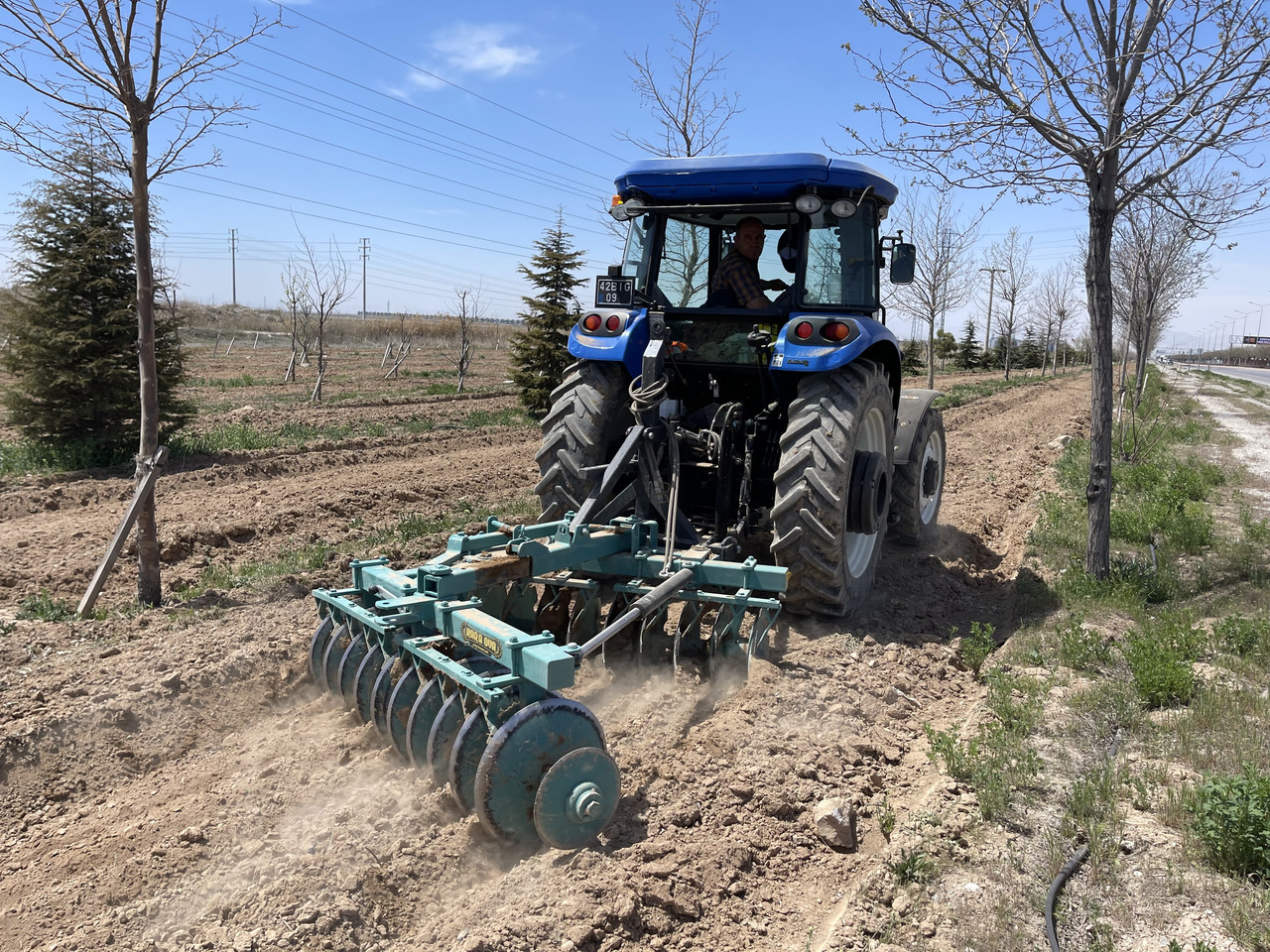 SOIL MASTER _MOUNTED AND TRAILED TYPE HEAVY DUTY DISC HARROW - Schijveneg: afbeelding 3 SOIL MASTER _MOUNTED AND TRAILED TYPE HEAVY DUTY DISC HARROW - Schijveneg: afbeelding 3