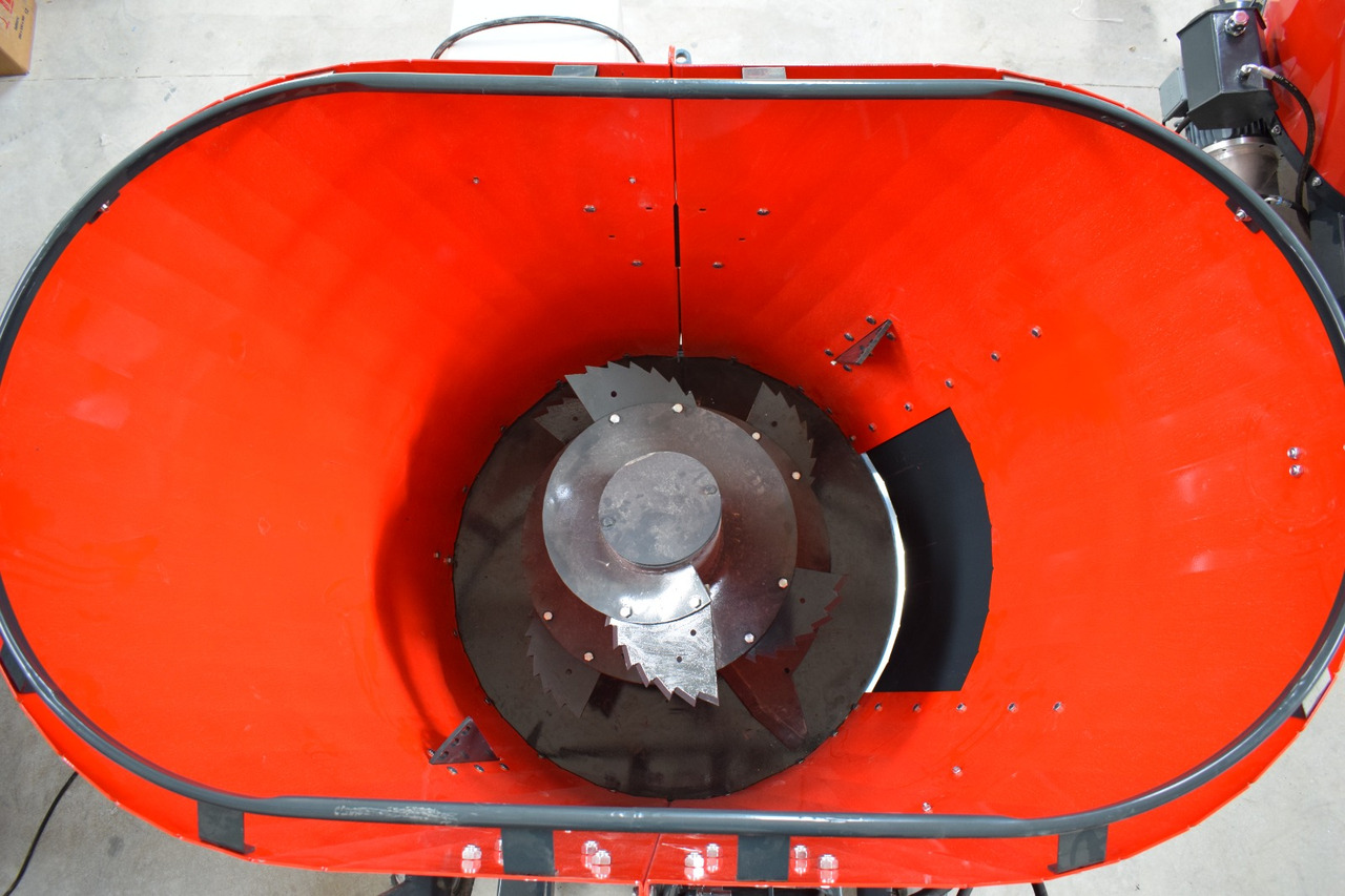 SOIL MASTER _VERTICAL TYPE FEED MIXER - Voermengwagen: afbeelding 5 SOIL MASTER _VERTICAL TYPE FEED MIXER - Voermengwagen: afbeelding 5