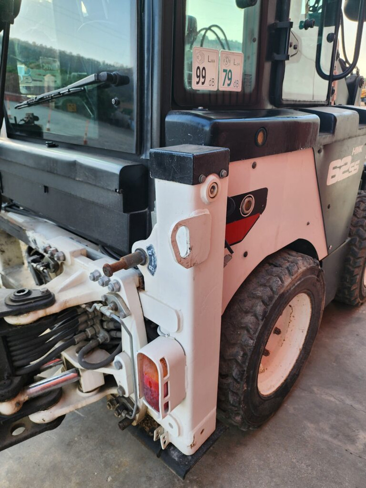 HIDROMEK HMK62SS - Graaflaadmachine: afbeelding 4 HIDROMEK HMK62SS - Graaflaadmachine: afbeelding 4