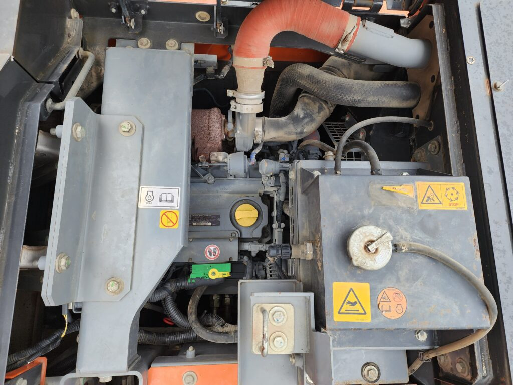 Mobiele graafmachine HITACHI ZX140W-6: afbeelding 6
