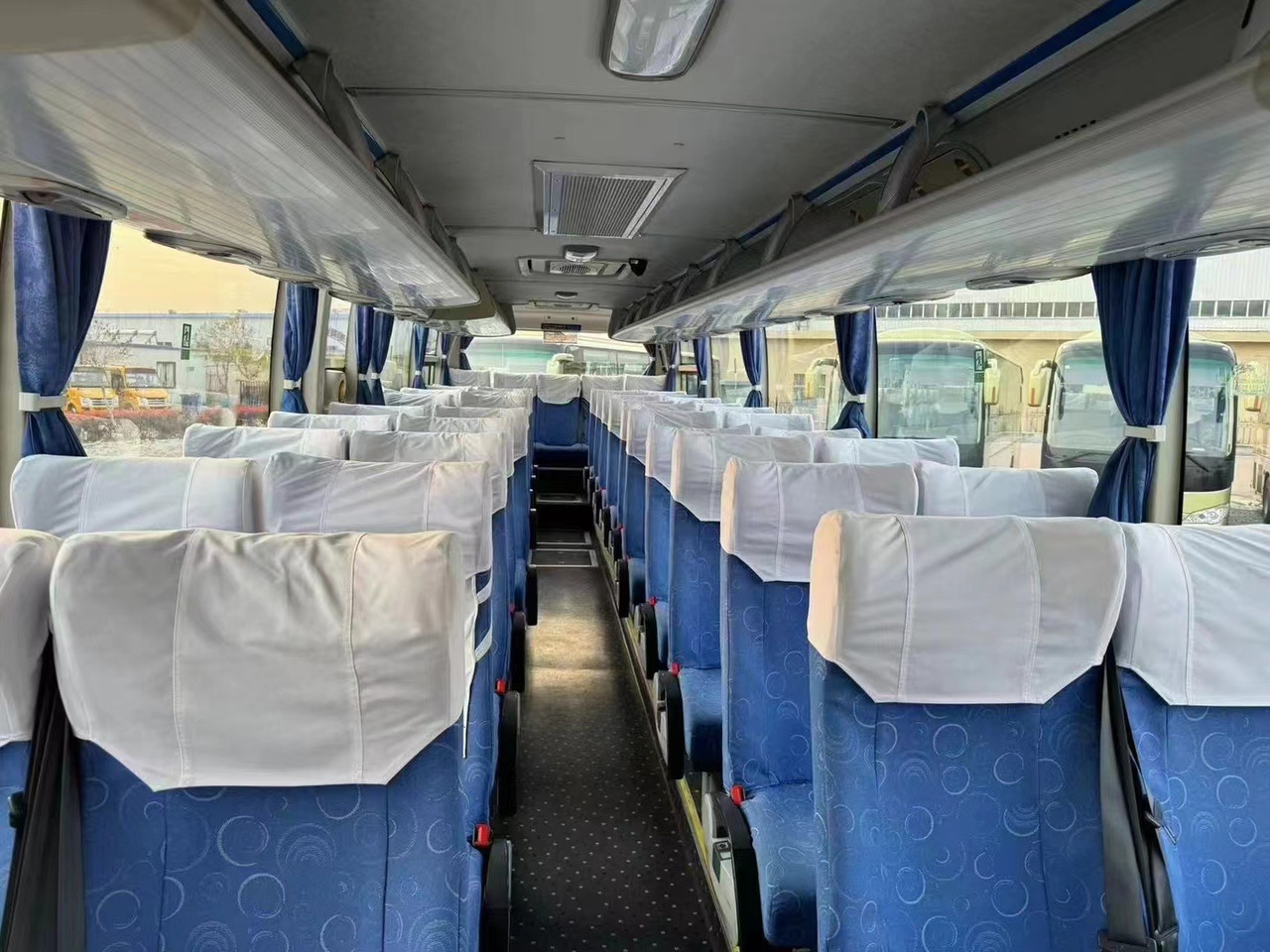 Used YUTONG Coach Bus 6119 - Touringcar: afbeelding 4 Used YUTONG Coach Bus 6119 - Touringcar: afbeelding 4