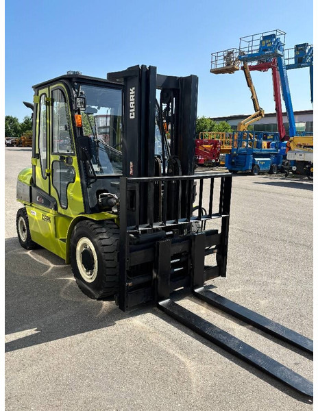Clark C 50 SD Dieselstapler 5000kg, 4500mm, Triplex - Diesel heftruck: afbeelding 4 Clark C 50 SD Dieselstapler 5000kg, 4500mm, Triplex - Diesel heftruck: afbeelding 4