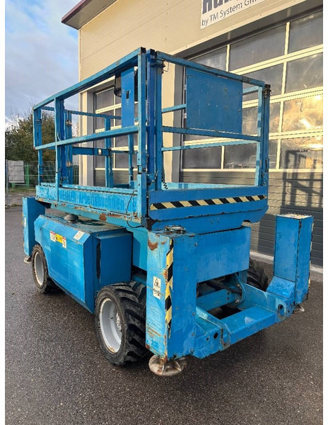 Genie GS 2668 RT 10m Diesel Scherenarbeitsbühne - Schaarlift: afbeelding 3 Genie GS 2668 RT 10m Diesel Scherenarbeitsbühne - Schaarlift: afbeelding 3