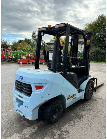 Hyster Yale UT35P Dieselstapler 2500kg, 4800mm, BJ 2019 - Diesel heftruck: afbeelding 5 Hyster Yale UT35P Dieselstapler 2500kg, 4800mm, BJ 2019 - Diesel heftruck: afbeelding 5