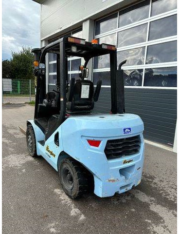 Hyster Yale UT35P Dieselstapler 2500kg, 4800mm, BJ 2019 - Diesel heftruck: afbeelding 4 Hyster Yale UT35P Dieselstapler 2500kg, 4800mm, BJ 2019 - Diesel heftruck: afbeelding 4