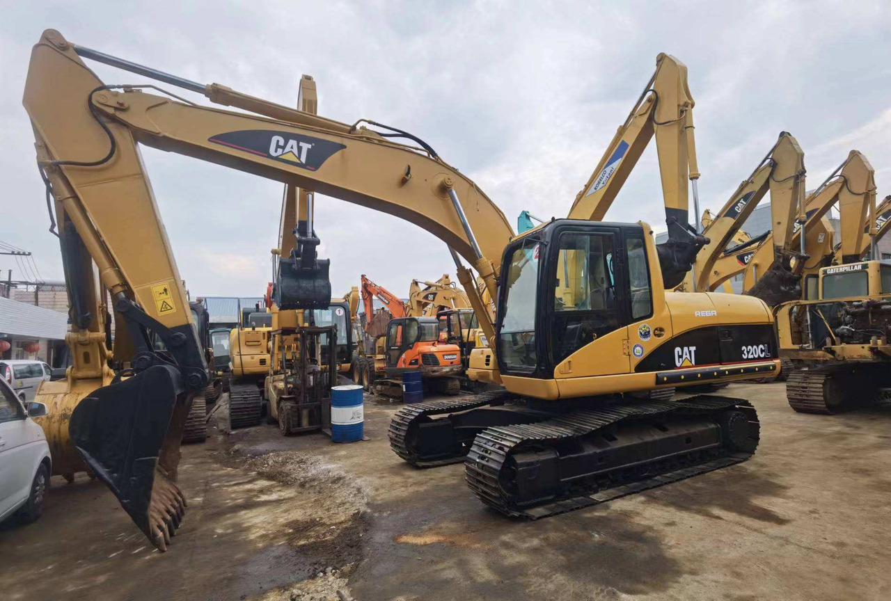 20Tons excavator Used CAT Excavator 320B 320BL 320C 320CL 320D 320D2 320D2L Made In Japan - Rupsgraafmachine: afbeelding 5 20Tons excavator Used CAT Excavator 320B 320BL 320C 320CL 320D 320D2 320D2L Made In Japan - Rupsgraafmachine: afbeelding 5