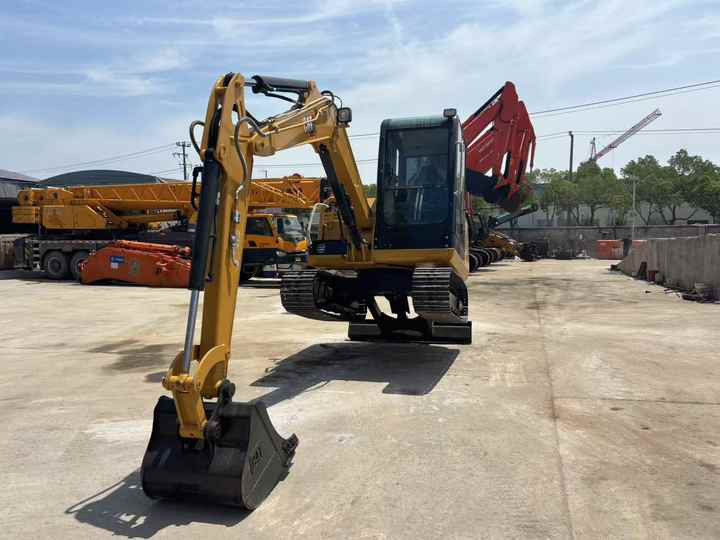 6 Ton Used Cat 305.5 306 307e 308 Crawler Excavator Mini Caterpillar 305.5 E2 for Sale China Cat305.5 Cat305.5e2 Low Price - Graafmachine: afbeelding 5 6 Ton Used Cat 305.5 306 307e 308 Crawler Excavator Mini Caterpillar 305.5 E2 for Sale China Cat305.5 Cat305.5e2 Low Price - Graafmachine: afbeelding 5