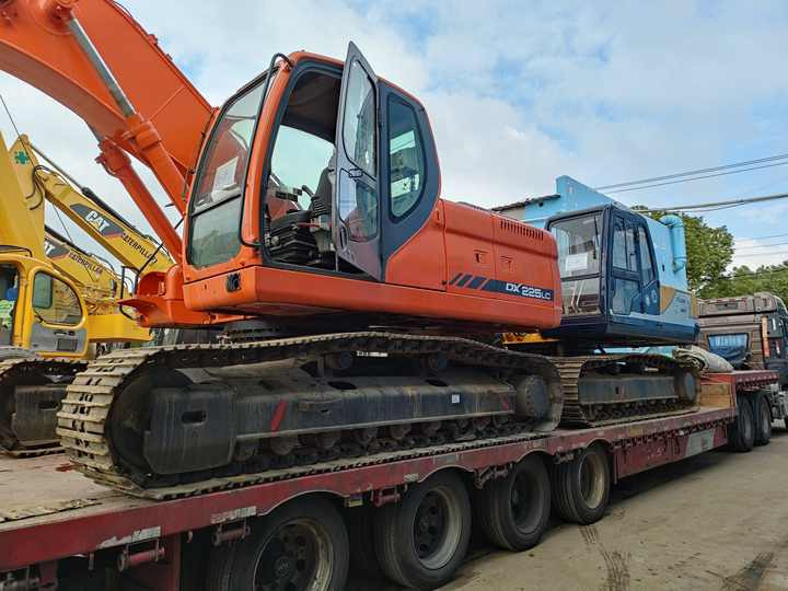 Awesome Performance Korea Imported Small Scale Used Doosan Dh60 Dh55 Dh150 Dx60 Dx225 Excavator in China - Rupsgraafmachine: afbeelding 2 Awesome Performance Korea Imported Small Scale Used Doosan Dh60 Dh55 Dh150 Dx60 Dx225 Excavator in China - Rupsgraafmachine: afbeelding 2