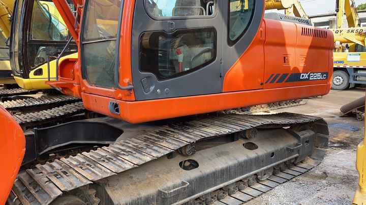 Best Selling DOOSAN excavator machine construction used machinery equipment dx225 DX60 DX70 DH60 DH220 used excavators in stock - Graafmachine: afbeelding 2 Best Selling DOOSAN excavator machine construction used machinery equipment dx225 DX60 DX70 DH60 DH220 used excavators in stock - Graafmachine: afbeelding 2