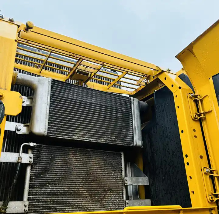 Favorable Price Japan Original Good Working Condition Used Komatsu Pc300-7 Tracked Excavator In Shanghai - Rupsgraafmachine: afbeelding 2 Favorable Price Japan Original Good Working Condition Used Komatsu Pc300-7 Tracked Excavator In Shanghai - Rupsgraafmachine: afbeelding 2