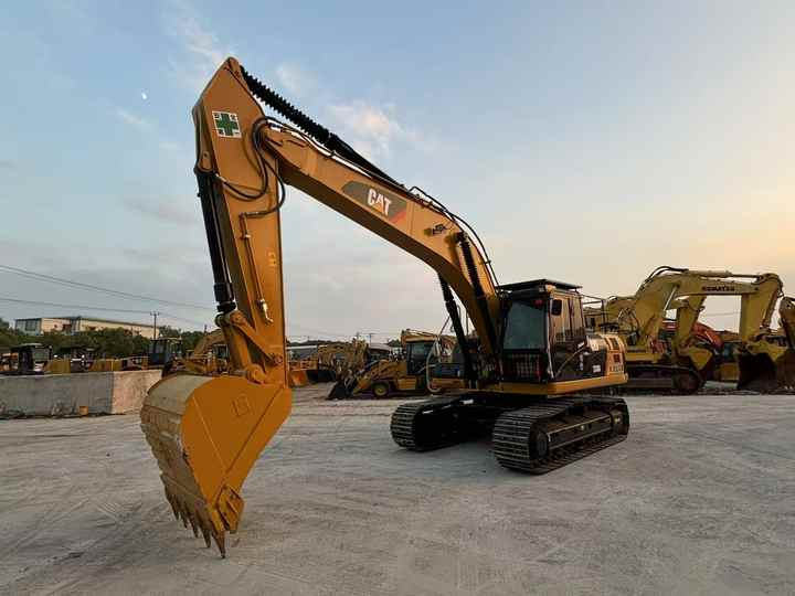 Original Japan Cat Excavadora Caterpillar 330D2L Excavator Digger Cat 330d Heavy Machinery for Construction - Graafmachine: afbeelding 4 Original Japan Cat Excavadora Caterpillar 330D2L Excavator Digger Cat 330d Heavy Machinery for Construction - Graafmachine: afbeelding 4
