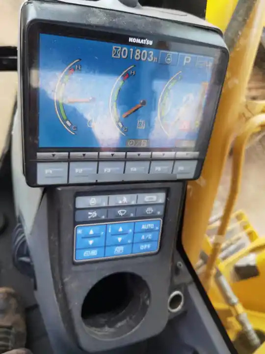 Pc200-8 Used Excavator Good Condition Komatsu Original Japan Cheap Used Pc200-8n1 Excavators - Graafmachine: afbeelding 4 Pc200-8 Used Excavator Good Condition Komatsu Original Japan Cheap Used Pc200-8n1 Excavators - Graafmachine: afbeelding 4