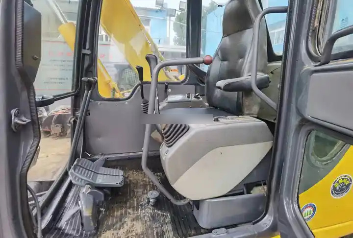 Second hand Komatsu PC60-7 excavator in good condition for sale - Rupsgraafmachine: afbeelding 4 Second hand Komatsu PC60-7 excavator in good condition for sale - Rupsgraafmachine: afbeelding 4
