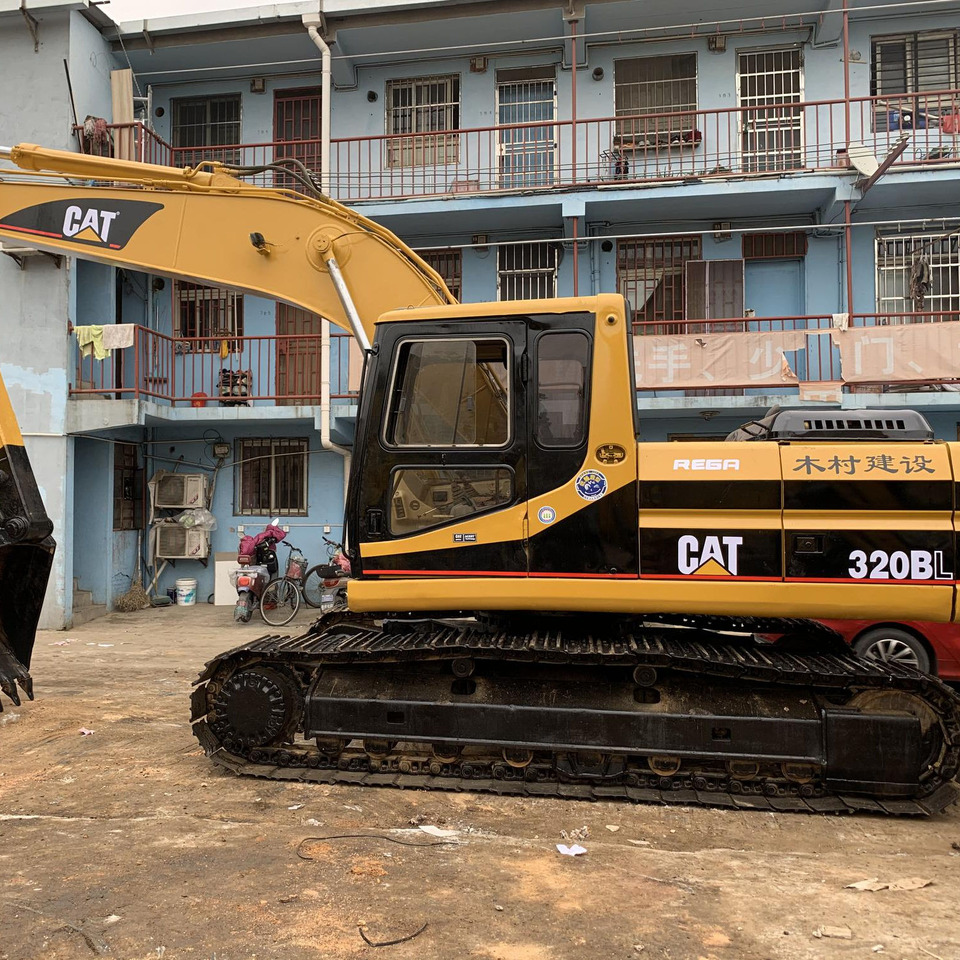 Used CAT Excavator 320B 320BL 320C 320CL 320D 320D2 320D2L Made In Japan - Rupsgraafmachine: afbeelding 1 Used CAT Excavator 320B 320BL 320C 320CL 320D 320D2 320D2L Made In Japan - Rupsgraafmachine: afbeelding 1